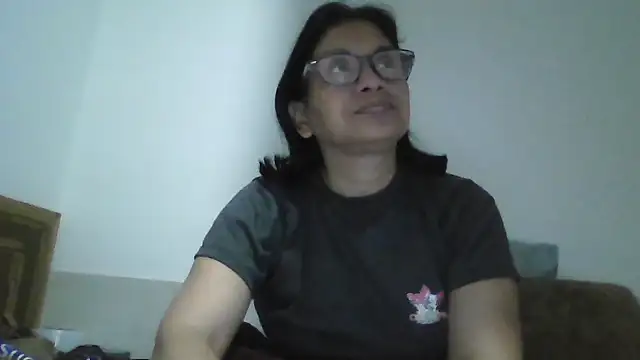 titssmall123 online show from November 24, 11:16 pm