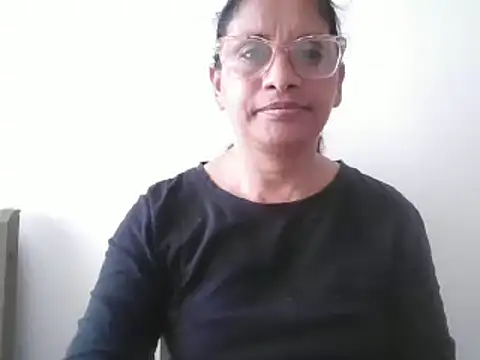 Snapshot of titssmall123 chatting on December 25, 2:13 pm titssmall123 online show from December 25, 2:13 pm