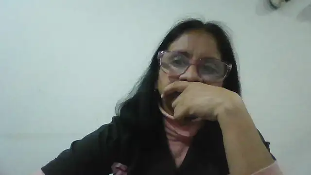 Snapshot of titssmall123 chatting on February 21, 11:51 pm titssmall123 online show from February 21, 11:51 pm
