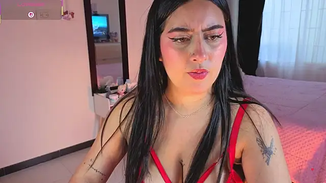 serenna se online show from April 4, 8:26 pm