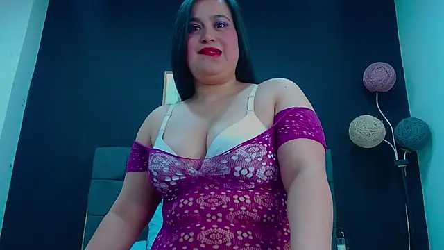 Snapshot of mia_xx1 chatting on September 20, 12:59 am mia xx1 online show from September 20, 12:59 am