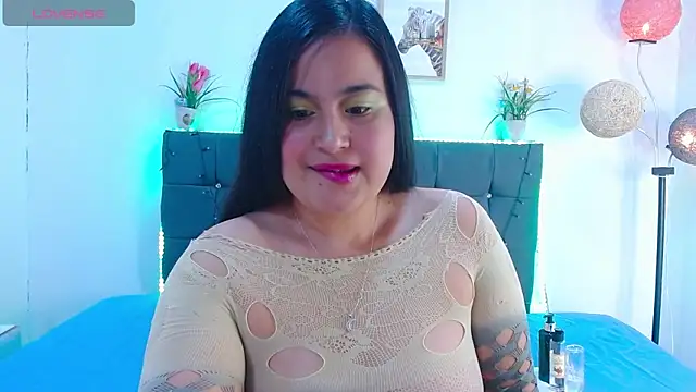 mia xx1 online show from March 25, 5:40 am