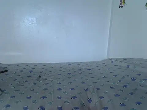 laetitia  online show from January 10, 11:33 pm