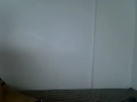 laetitia  online show from November 5, 1:58 pm