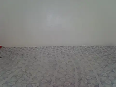 laetitia  online show from March 3, 1:29 pm