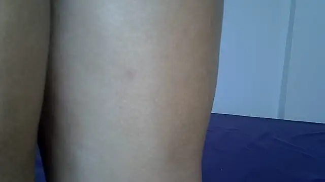 laetitia  online show from March 11, 10:53 am