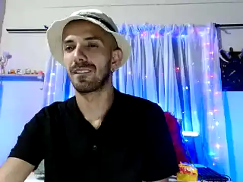 Tomas Tylor online show from December 5, 1:09 am