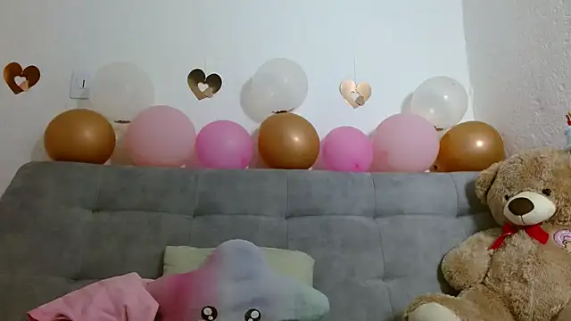 Snapshot of Baby_Lovehot_1 chatting on July 3, 1:28 pm Baby Lovehot 1 online show from July 3, 1:28 pm