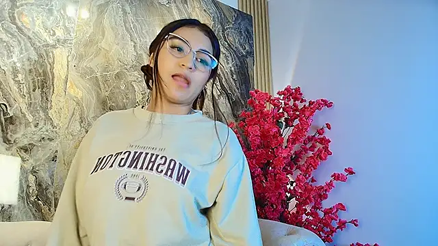 Zayda 1 online show from March 8, 1:28 am