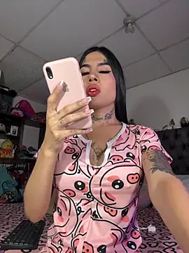 saragill323 online show from September 9, 2:04 pm