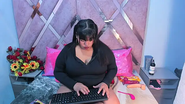 Snapshot of chanel_hot_001 chatting on March 4, 3:33 am chanel hot 001 online show from March 4, 3:33 am