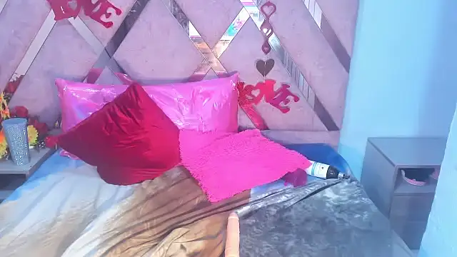 Snapshot of chanel_hot_001 chatting on March 3, 10:17 am chanel hot 001 online show from March 3, 10:17 am