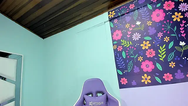 chanel hot 001 online show from December 3, 4:46 am