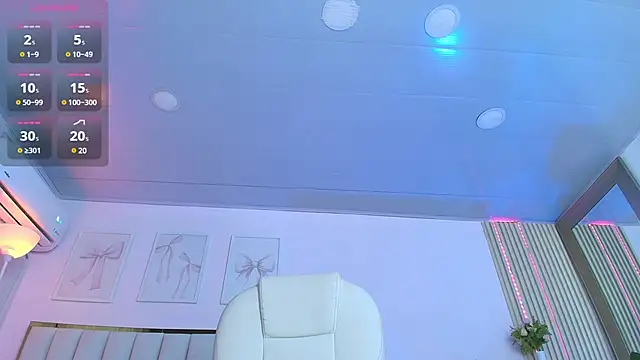 Snapshot of Cristall_Bunny chatting on March 3, 6:52 am Cristall Bunny online show from March 3, 6:52 am