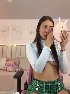 Snapshot of Cristall_Bunny chatting on October 18, 12:23 am Cristall Bunny online show from October 18, 12:23 am