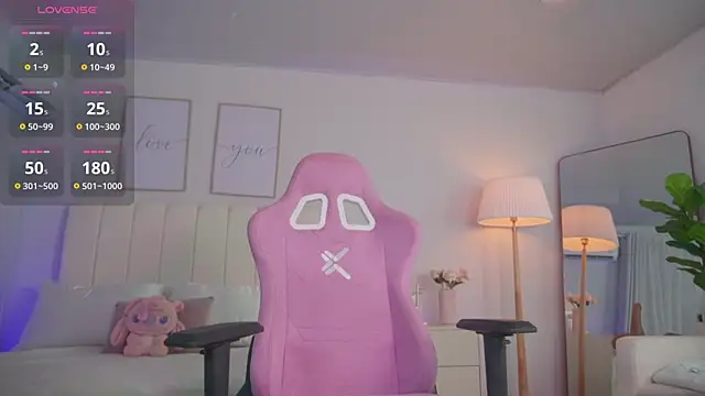 Cristall Bunny online show from April 10, 12:06 am