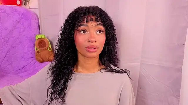 Heily Fox online show from February 8, 8:01 am