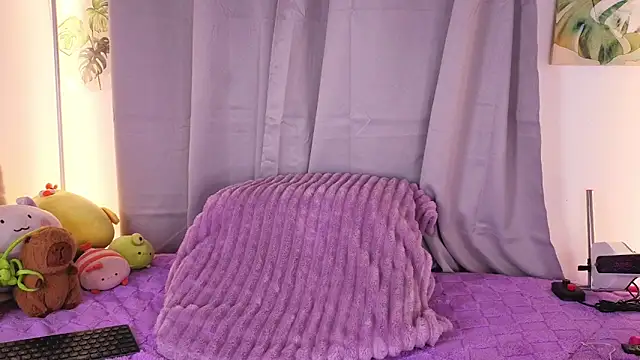 Heily Fox online show from April 9, 7:14 am