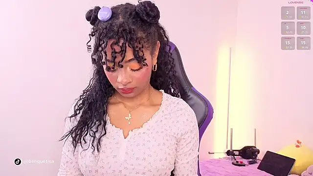 Heily Fox online show from March 15, 4:14 pm