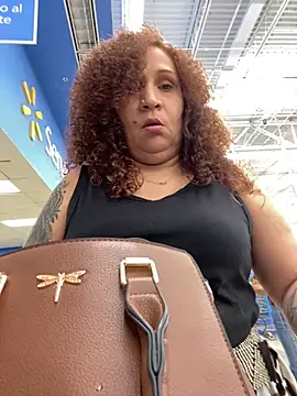 Snapshot of ladycreamypr2 chatting on February 25, 7:36 pm ladycreamypr2 online show from February 25, 7:36 pm