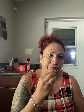 Snapshot of ladycreamypr2 chatting on May 22, 7:34 pm ladycreamypr2 online show from May 22, 7:34 pm