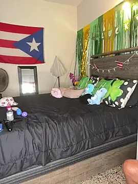 ladycreamypr2 online show from March 19, 11:05 pm