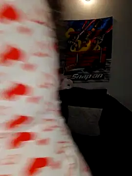 ladycreamypr2 online show from April 12, 9:29 pm