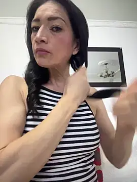 Yulia sx online show from April 10, 10:50 pm