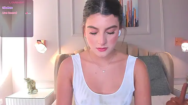 Snapshot of aria_greco chatting on February 28, 6:21 am aria greco online show from February 28, 6:21 am