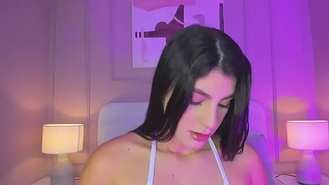 Snapshot of aria_greco chatting on September 20, 3:22 am aria greco online show from September 20, 3:22 am