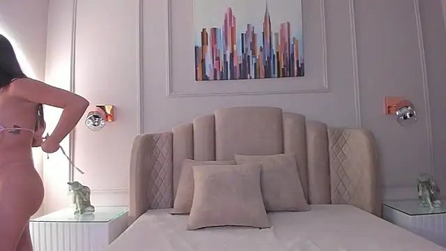 Snapshot of aria_greco chatting on March 18, 3:45 am aria greco online show from March 18, 3:45 am