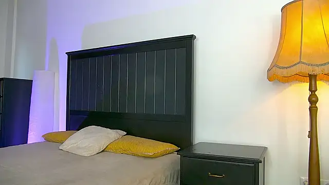 Yanira Muslim online show from March 14, 5:13 am