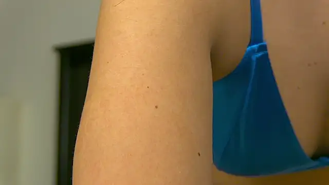 Yanira Muslim online show from April 2, 4:19 am