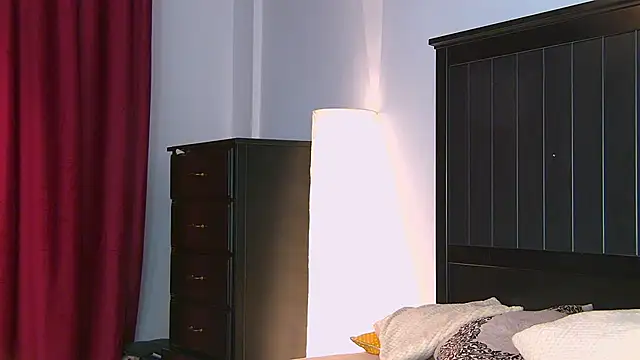 Snapshot of Yanira_Muslim chatting on September 17, 4:36 am Yanira Muslim online show from September 17, 4:36 am