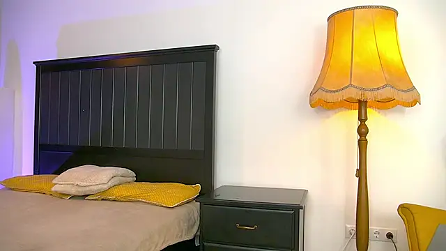 Yanira Muslim online show from February 25, 5:07 am