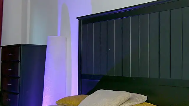 Yanira Muslim online show from March 11, 5:12 am