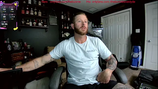 chillinthemosttt online show from October 21, 7:46 pm