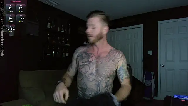 chillinthemosttt online show from December 18, 4:31 am