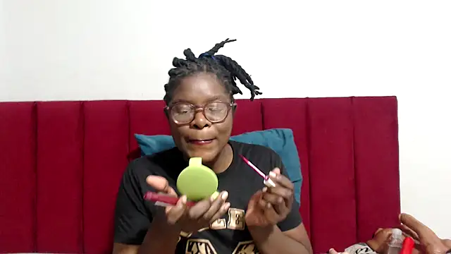 Mochabae online show from October 10, 4:08 pm