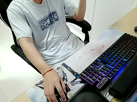 HEARRY668 online show from April 28, 12:42 pm