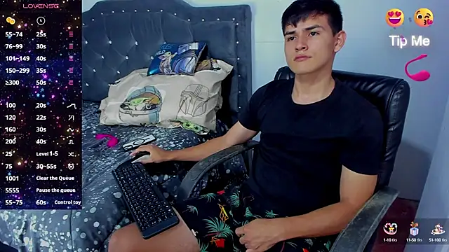 Jacobb Lee online show from October 3, 9:05 pm