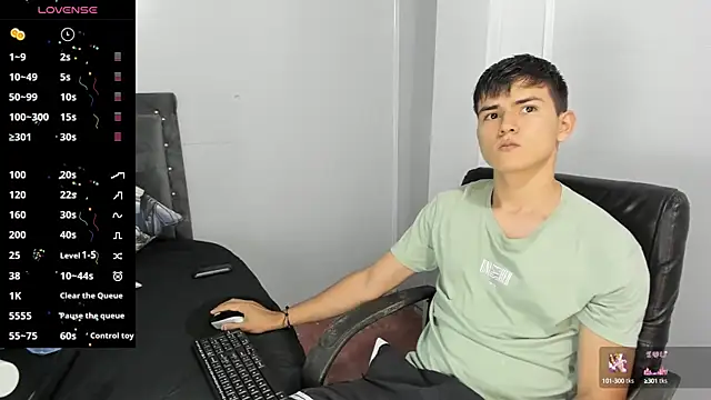 Jacobb Lee online show from February 25, 9:04 pm