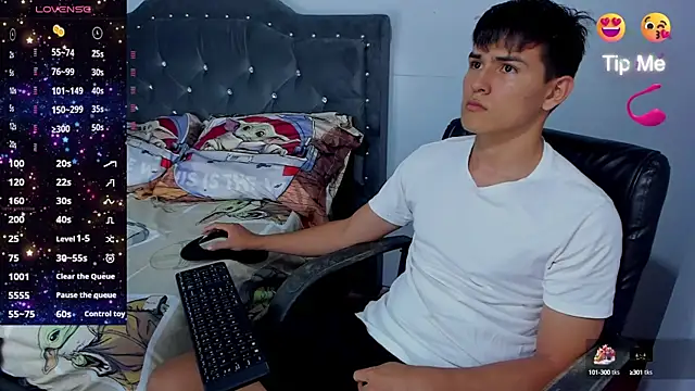 Jacobb Lee online show from October 6, 9:59 pm
