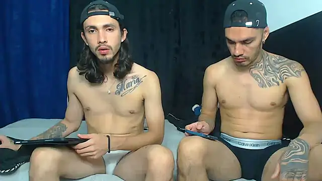 Hot Sharks  online show from January 18, 8:29 am