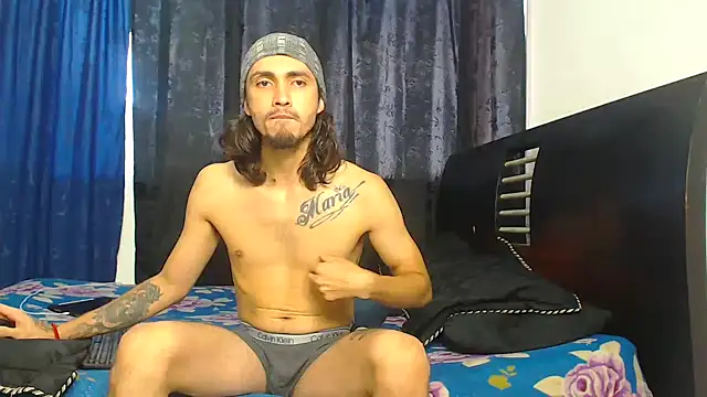 Hot Sharks  online show from November 15, 11:36 am