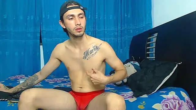 Snapshot of Hot_Sharks_ chatting on October 22, 10:25 am Hot Sharks  online show from October 22, 10:25 am