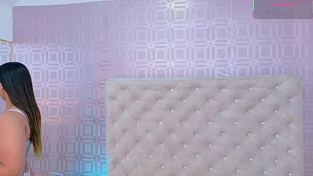 Sara Desire online show from November 23, 12:15 pm