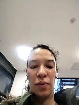 Snapshot of rebekka_simpson chatting on March 4, 11:29 am rebekka simpson online show from March 4, 11:29 am