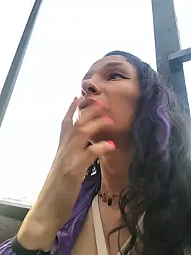 Snapshot of rebekka_simpson chatting on June 14, 10:44 pm rebekka simpson online show from June 14, 10:44 pm