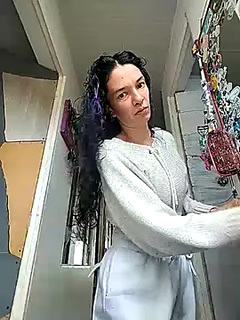 Snapshot of rebekka_simpson chatting on May 29, 2:23 pm rebekka simpson online show from May 29, 2:23 pm